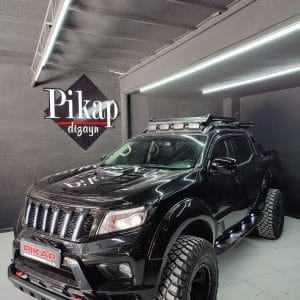 Nissan Navara Dörtlü Kare Lamba
