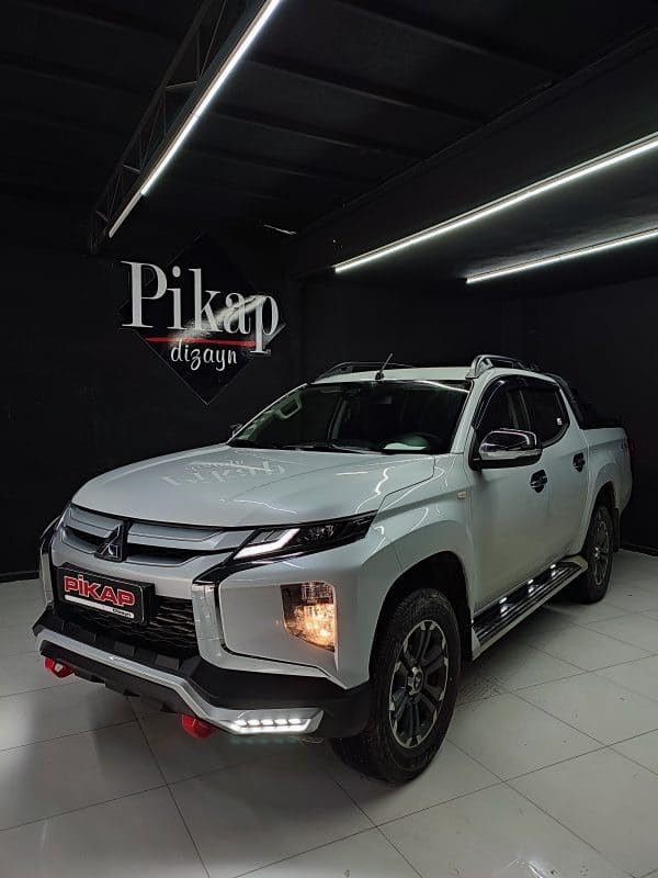 Mitsubishi L200 Tavan Çıtası Gri