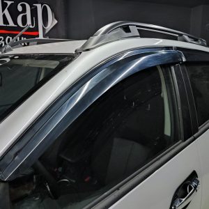 Toyota Hilux İnce Siyah Tavan Çıtası