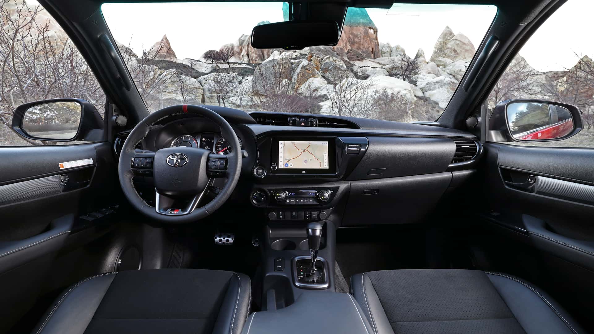 Toyota Hilux 2025 Türkiye'ye Geliyor!